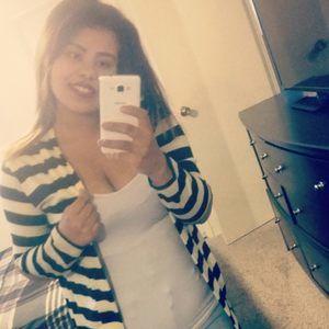 Meet your Posher, Vanessa