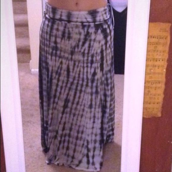 Design History Dresses & Skirts - Design innovations maxi skirt