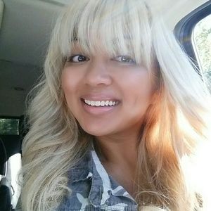 Meet your Posher, Dara