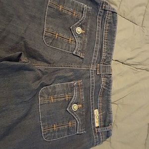 Bell bottom/flare jeans