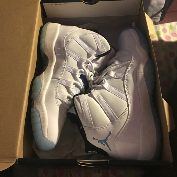 Jordan Columbia 11's 10/10 condition