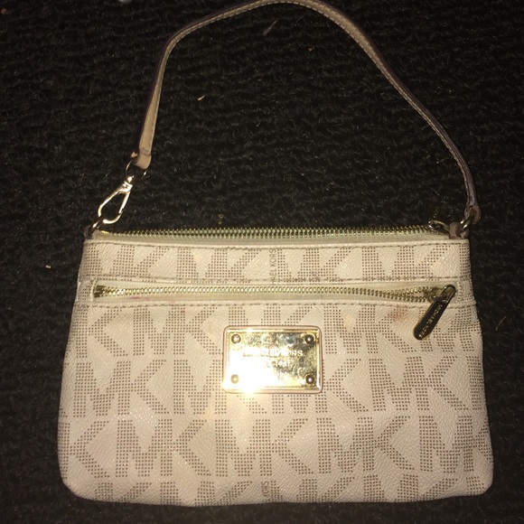 Michael Kors Wristlet