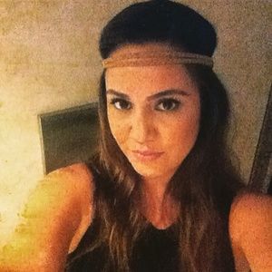 Meet your Posher, Kanani