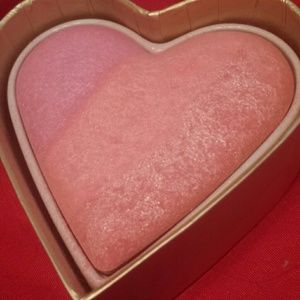Too Faced Sweethearts Blush in "Candy Glow"