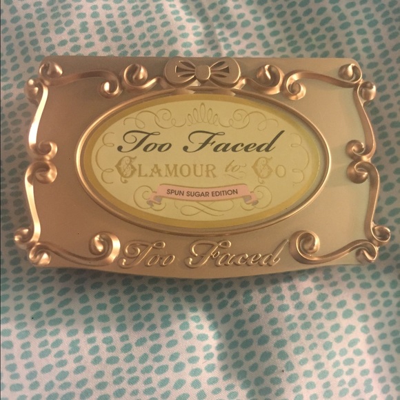 Too Faced Glamour To Go