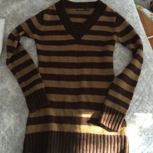 Brown stripe tunic sweater