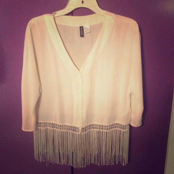 Crop top with fringe - Picture 1 of 1
