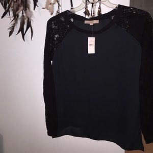 BNWT Black Lace Sleeve Top