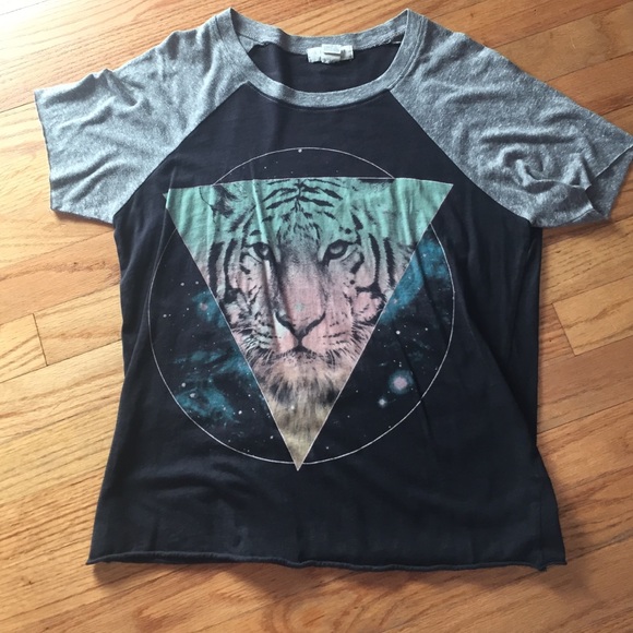 Tiger tshirt