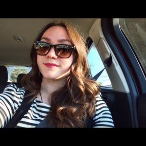 Meet your Posher, Sara