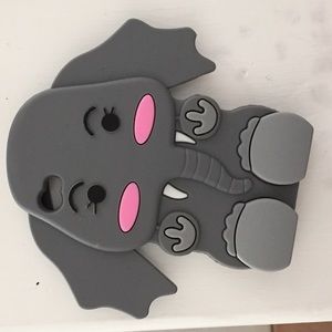Elephant phone case