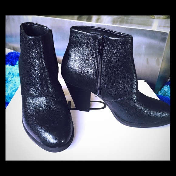 ❗️SOLD‼️.   Aldo booties. Size 6
