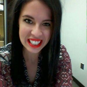 Meet your Posher, Alexandra