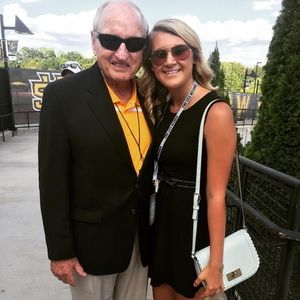 Meet your Posher, Taylor