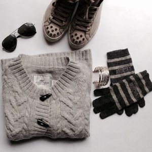⚡️H&M Knit Gray Sweater