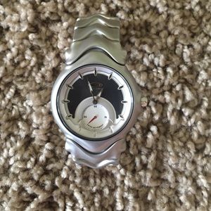 Oakley women's jury watch!