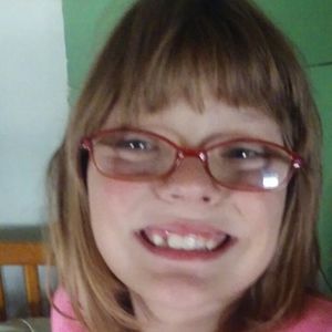 Meet your Posher, Crystal