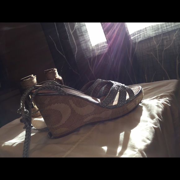 Coach Wedges with Silver straps - Picture 3 of 3