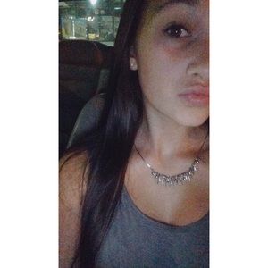 Meet your Posher, Brittney