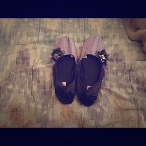 Vera Wang slipper flats