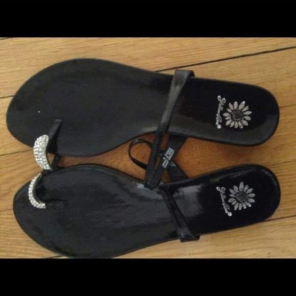 Black sandals