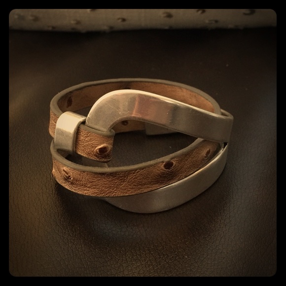 Wrap ostrich silver bracelet.