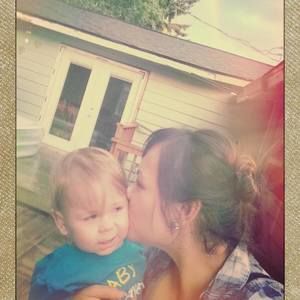 Meet your Posher, Holly