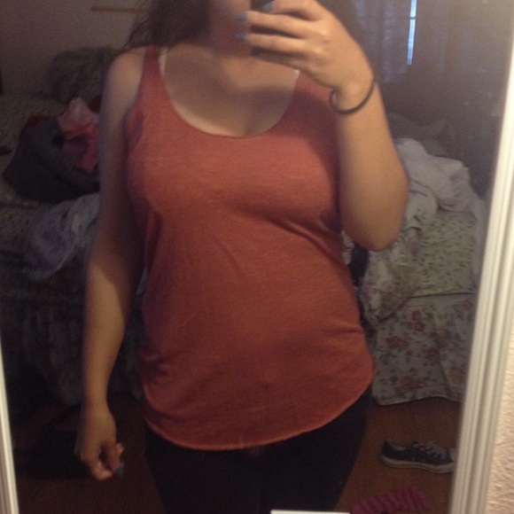 Tank top - Picture 3 of 3