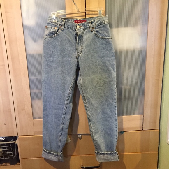 Levis Mom Jeans