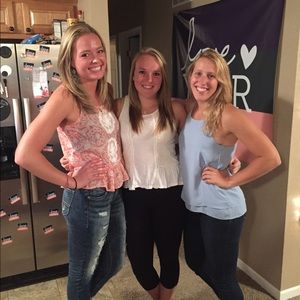 Meet your Posher, Megan