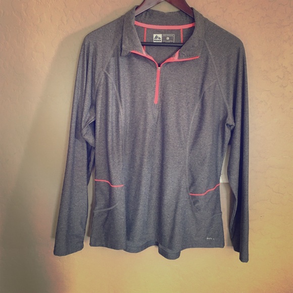 Reebok dry fit work out long sleeve