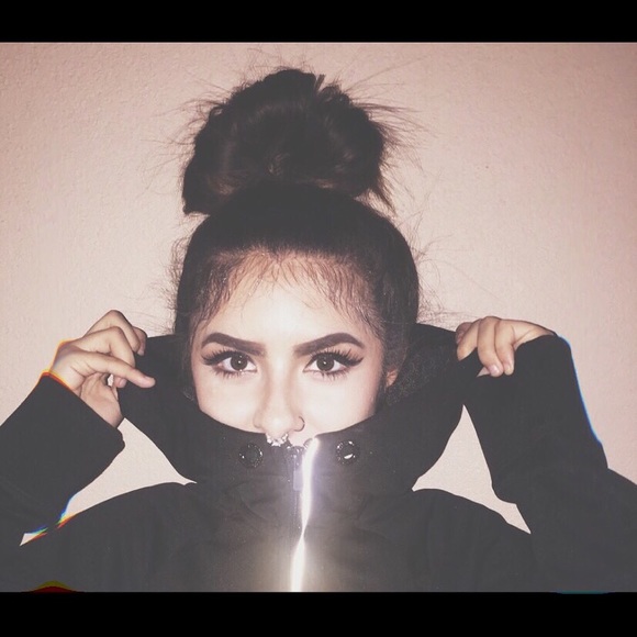 Meet your Posher, Genesis - Picture 1 of 1