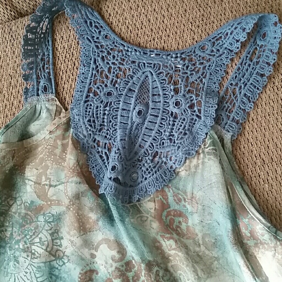 Maurices flowy tank top - Picture 2 of 2