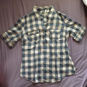 🍕 4 for $15  Cute plaid casual top