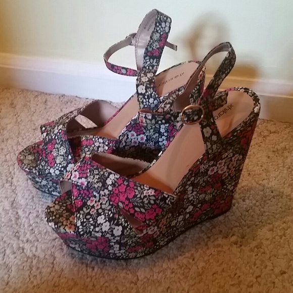 Floral wedges from Target