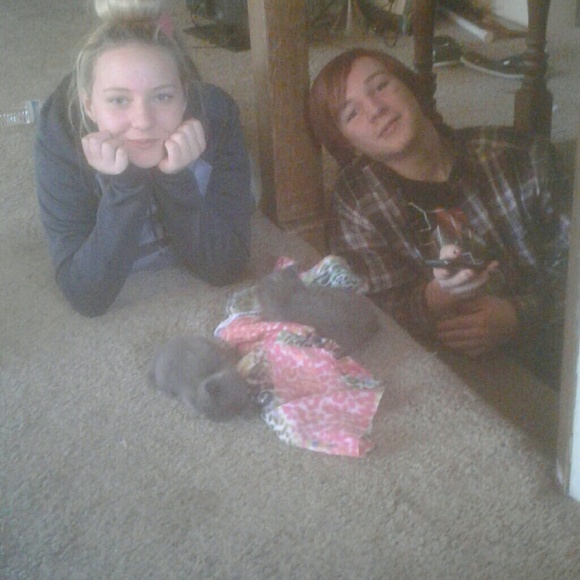 Meet your Posher, Rhonda ❤ - Picture 2 of 8