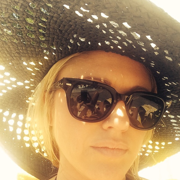 Meet your Posher, Erica