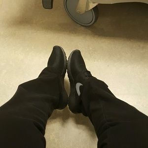 Meet your Posher, Lucy