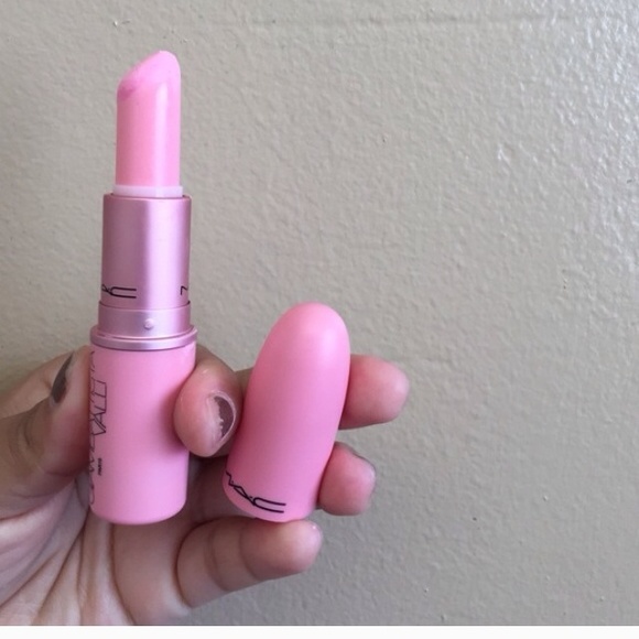 TRADE FOR SSERNA mac lipstick limited edition!