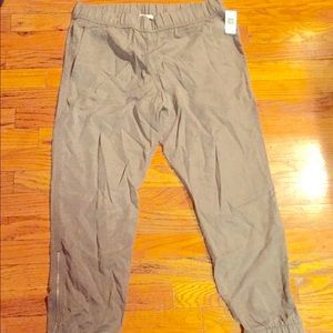 Gap loose fit harem style olive / army pants