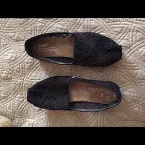 Black lace toms in great condition 7.5