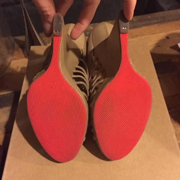 SOLD Christian Louboutin Tan Platform Wedge Heels - Picture 4 of 4