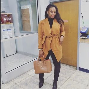 Meet your Posher, Keera