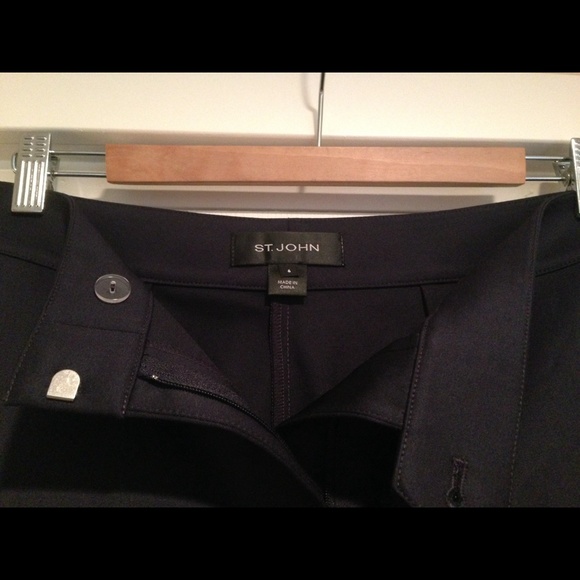 St. John Navy Blue Light Weight Wool Dress Pants
