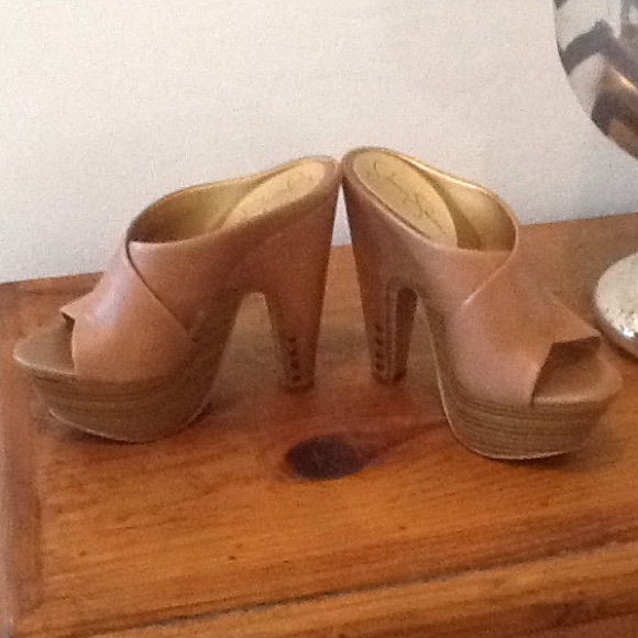 Jessica Simpson slide brown tan heels 7 leather