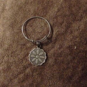 Alex and Ani Discontinued Star of Venus Ring