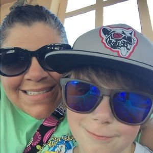 Meet your Posher, Stacy