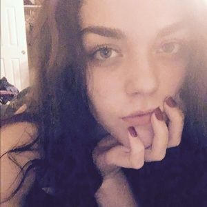 Meet your Posher, Cori