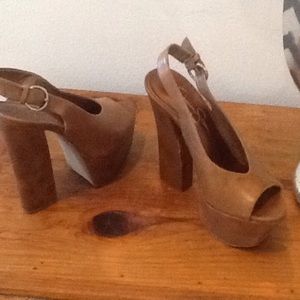 Jessica Simpson brown tan heels 7 leather