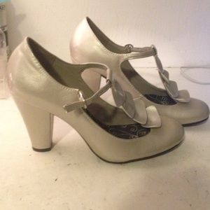SUPER cute silver Cher Clueless heels